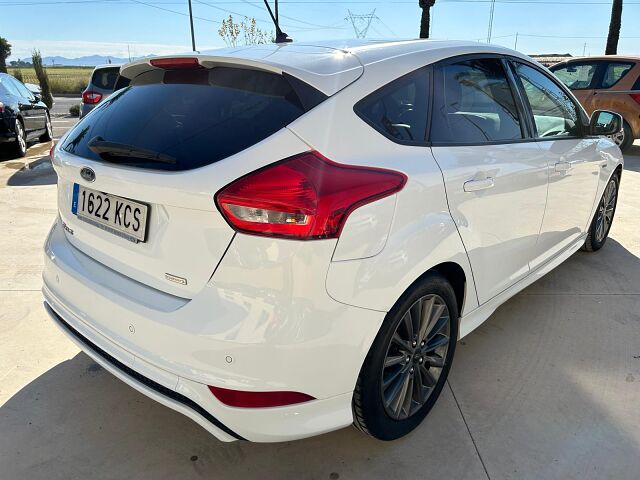 FORD FOCUS ST LINE 1.0 AUTO SPANISH LHD IN SPAIN 49000 MILES SUPERB 2017